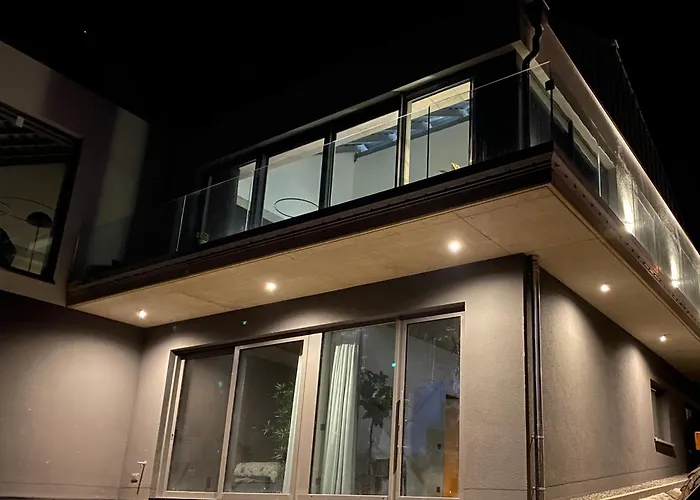 Racers Nordschleife - Mit Hebebuehne Und Doppelgarage * Bermel