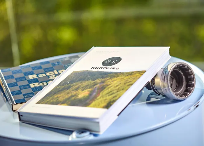 Racers Nordschleife - Mit Hebebuehne Und Doppelgarage בית נופש Bermel